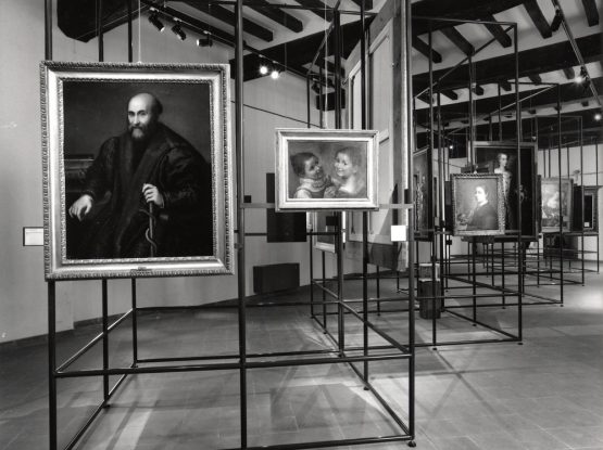 Allestimento mostra “I Campi” Cremona