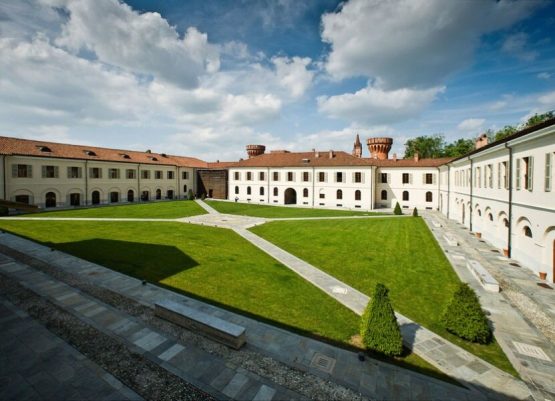 REGGIA ALBERTINA DI POLLENZO